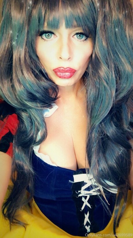 Photo nue de fuite OnlyFans de Nadiavalentine