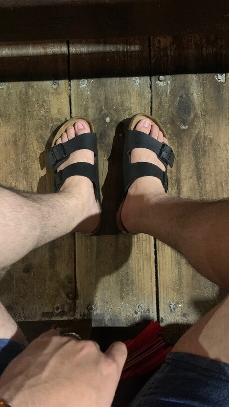 Happy Feet X