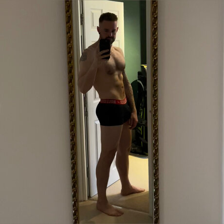 Photo nue de fuite OnlyFans de King Barn