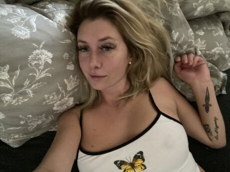 Photo nue de fuite OnlyFans de Kira Marie