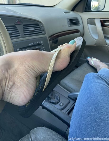Photo nue de fuite OnlyFans de Mimifootnip