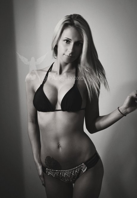 Petiteangelxoxo