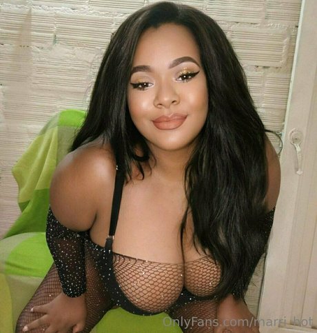 Marri_hot