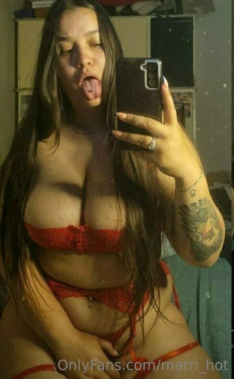 Marri_hot
