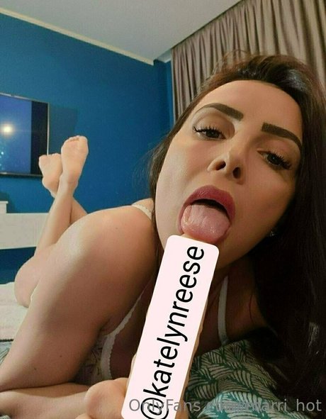 Marri_hot