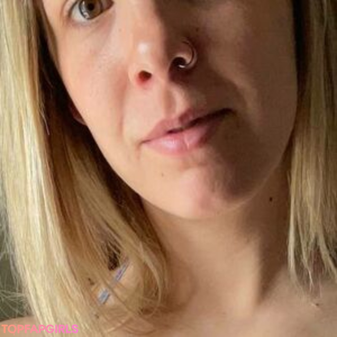 Photo nue de fuite OnlyFans de Amanda Braun #8 Photo nue de fuite OnlyFans de Amanda Braun #8