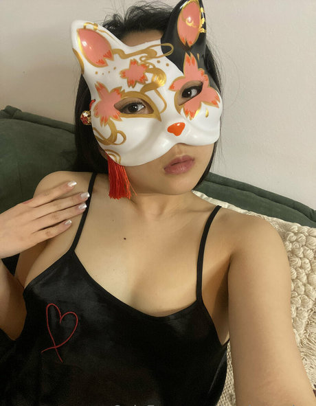 Photo nue de fuite OnlyFans de Petitemulan