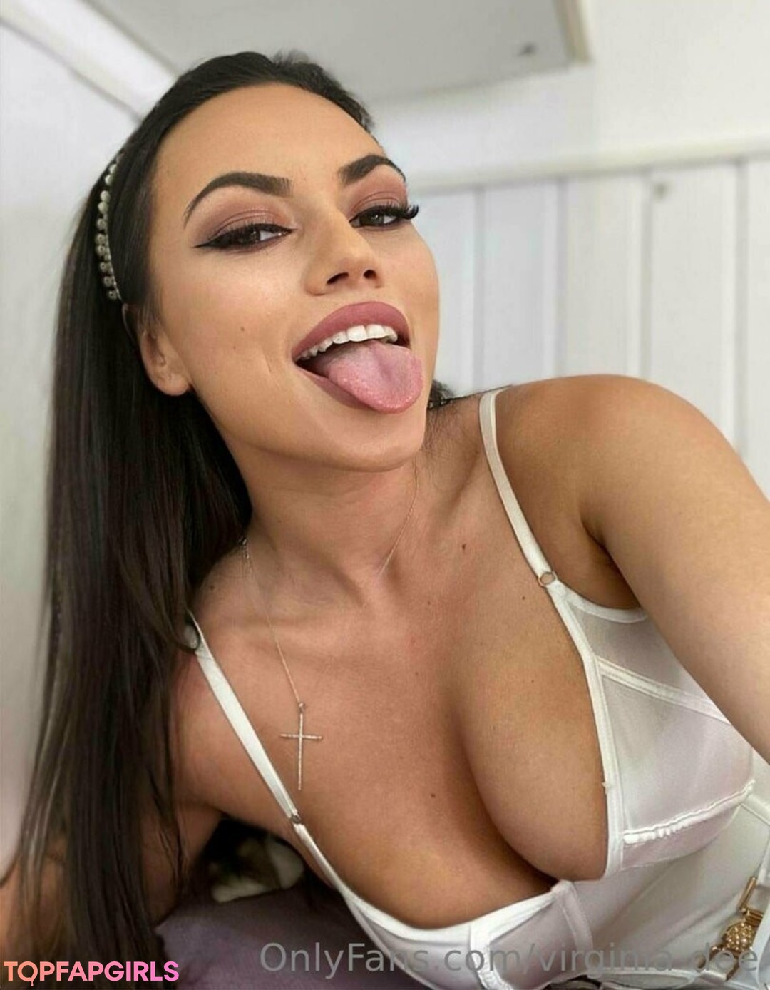 Photo nue de fuite OnlyFans de Virginiadee #117 Photo nue de fuite OnlyFans de Virginiadee #117