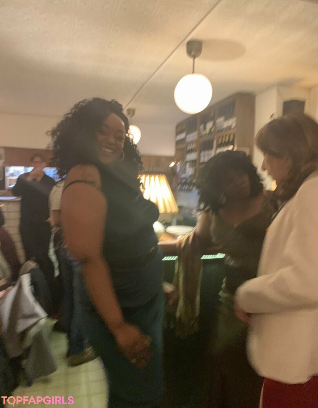 Photo nue de fuite OnlyFans de Madamcaramel #74 Photo nue de fuite OnlyFans de Madamcaramel #74