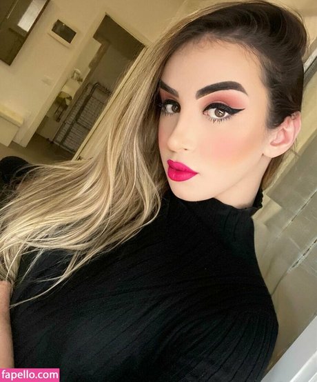 Photo nue de fuite OnlyFans de Elloah Guedes