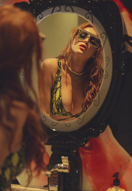 Bella Thorne