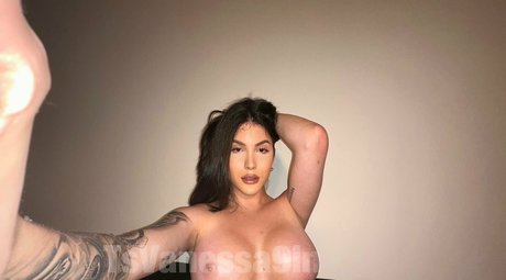 Photo nue de fuite OnlyFans de Ts Vanessa9in
