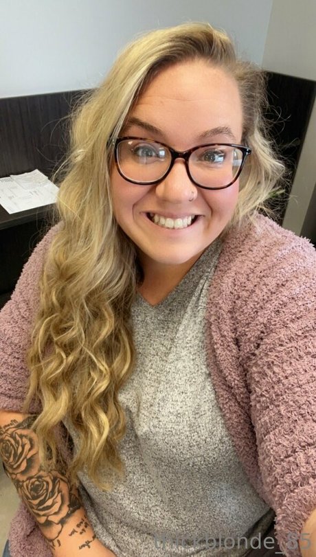 Thickblonde_85