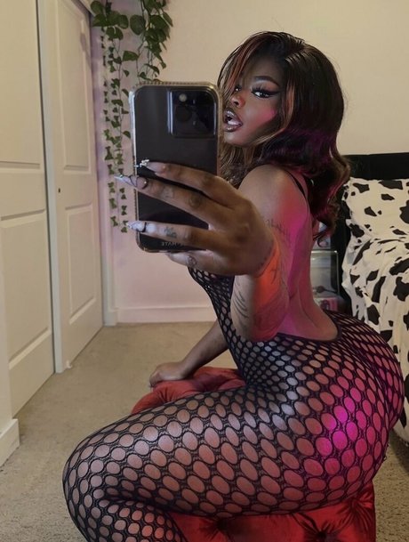 Photo nue de fuite OnlyFans de Mayhashira