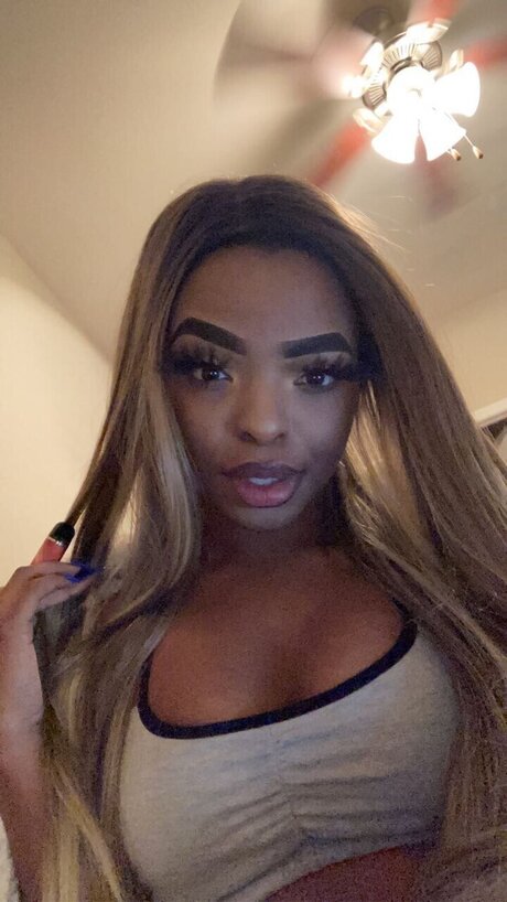 Photo nue de fuite OnlyFans de Alesha