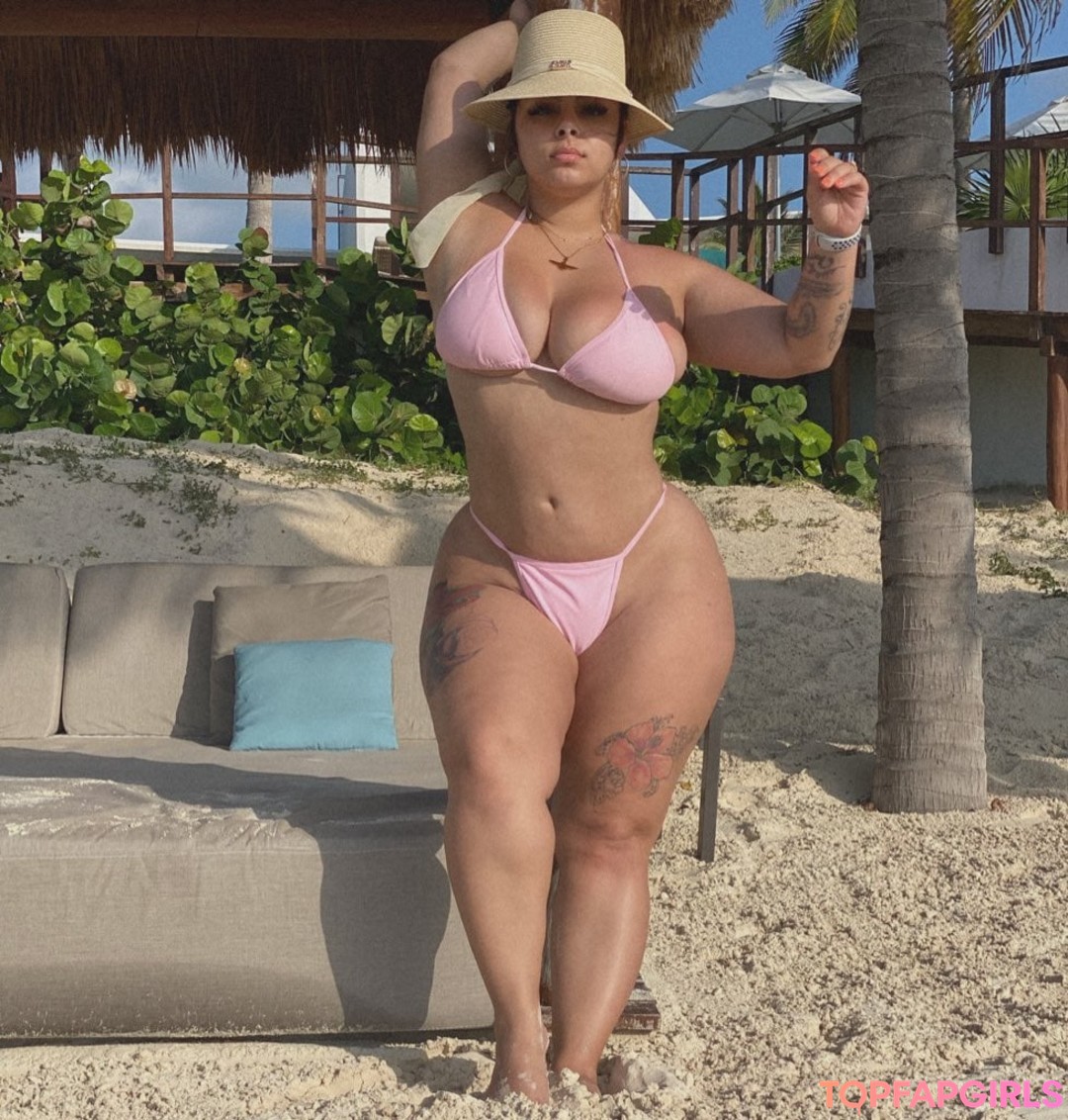 Photo nue de fuite OnlyFans de Persias Paradise #4 Photo nue de fuite OnlyFans de Persias Paradise #4