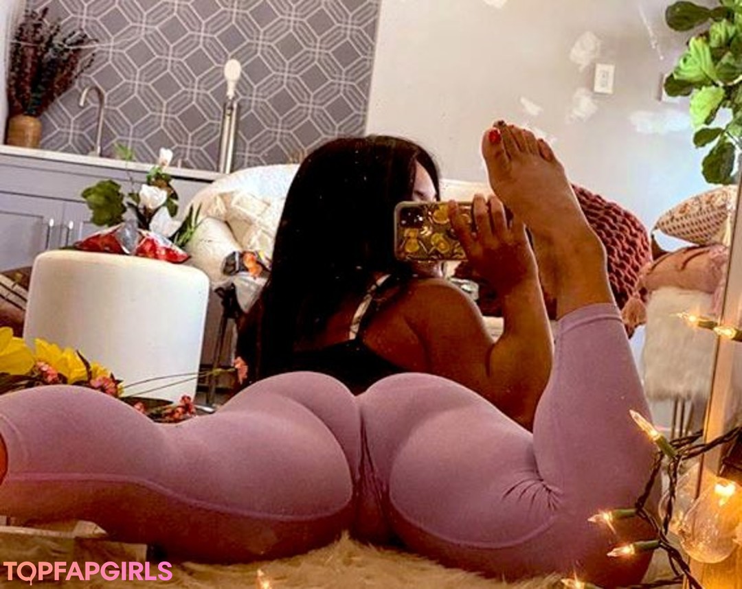 Photo nue de fuite OnlyFans de The Real Lady Tarzan #19 Photo nue de fuite OnlyFans de The Real Lady Tarzan #19