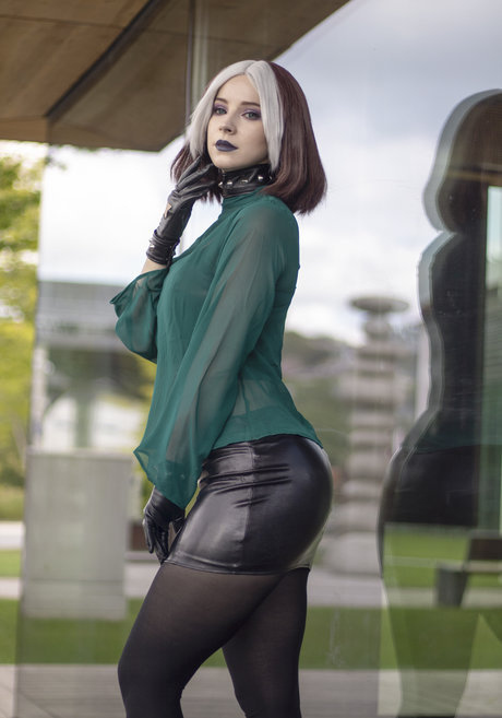 Enji Night