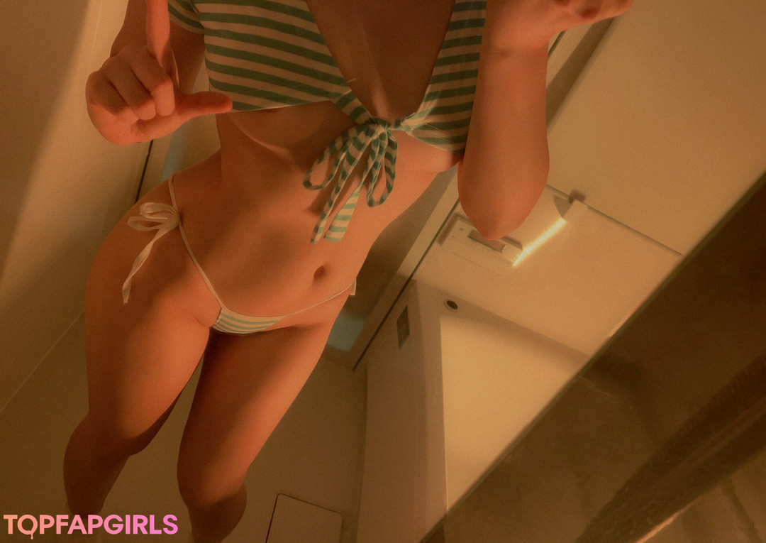 Photo nue de fuite OnlyFans de Nikumikyo #1738