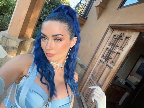 Jewelzblu