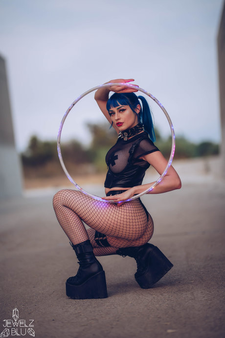 Jewelzblu