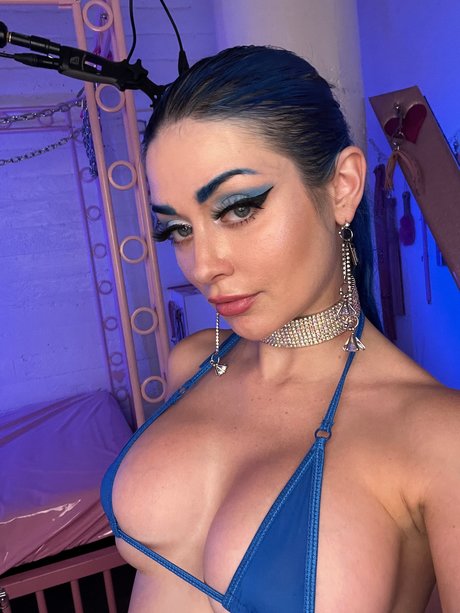 Jewelzblu