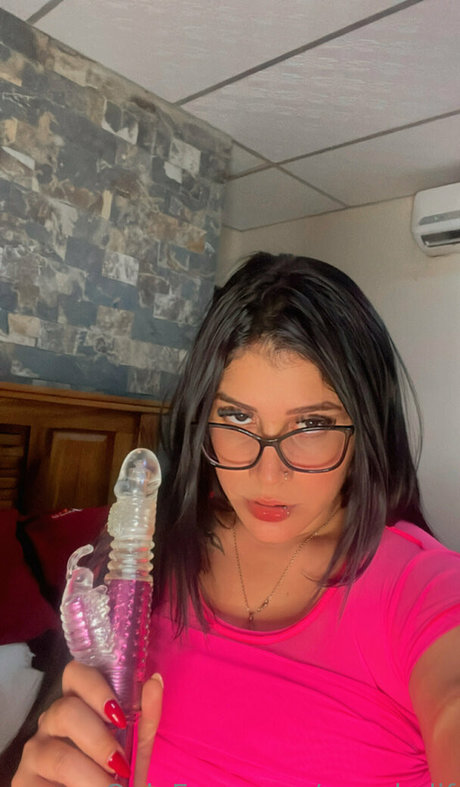 Photo nue de fuite OnlyFans de Annykalif