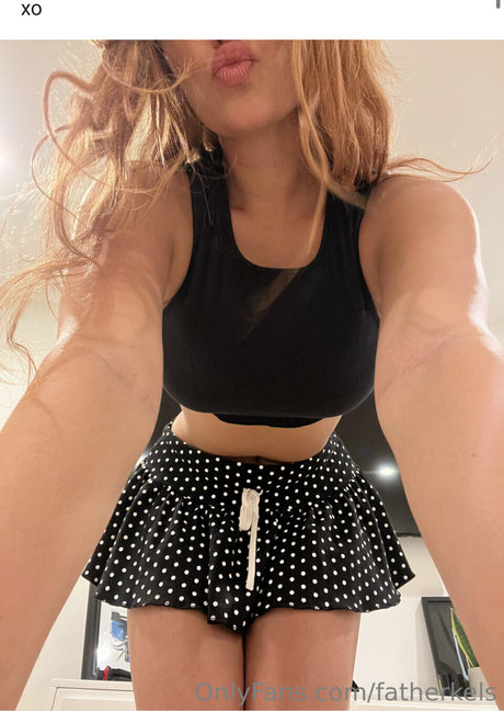 Kelsey Calemine
