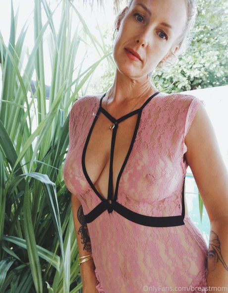 Breastmom