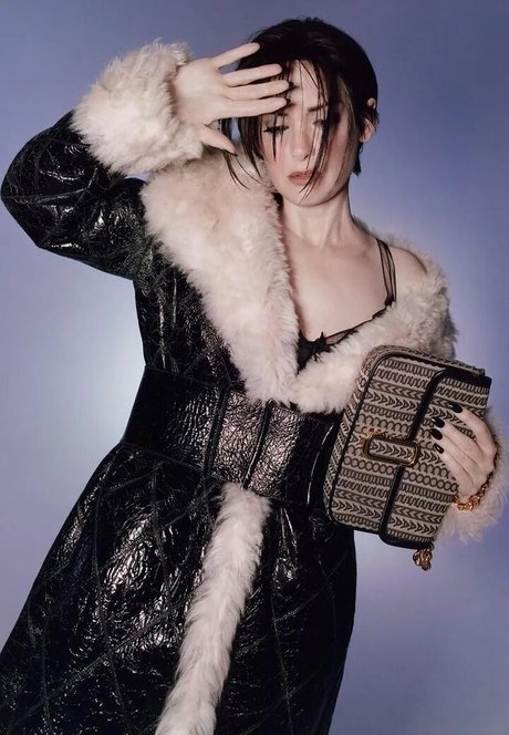Photo nue de fuite OnlyFans de Winona Ryder