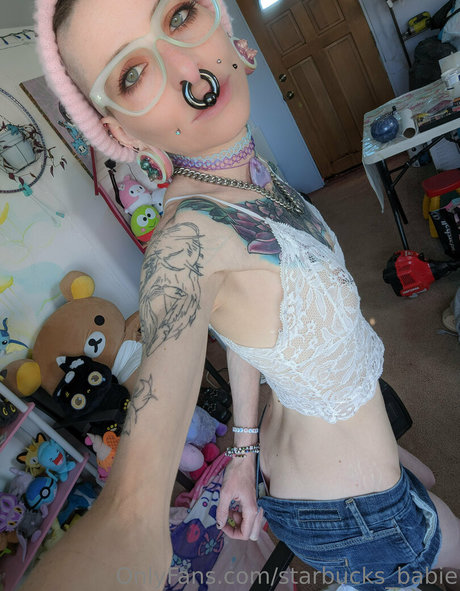 Starbucks_babie