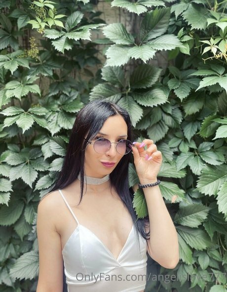 Angelina_crystal