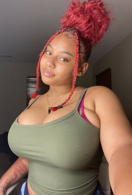 Photo nue de fuite OnlyFans de Jjuicyjasss