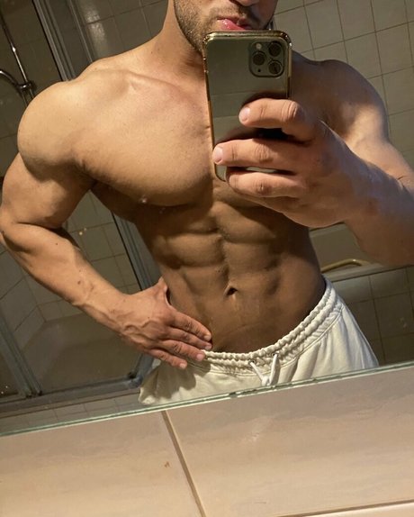Flexmusclegod