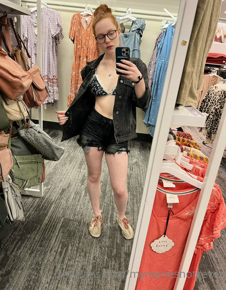 Photo nue de fuite OnlyFans de Mynamesnotseven