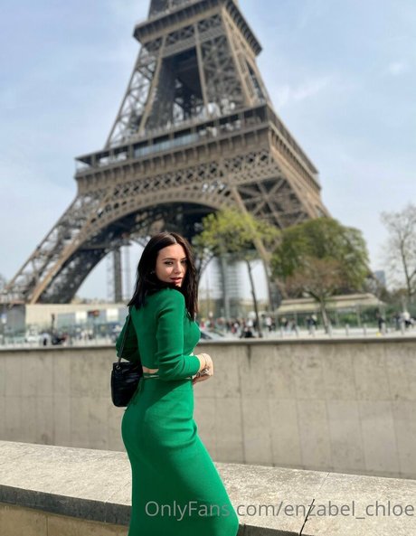 Enzabel_chloe