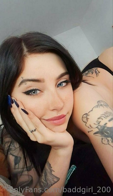 Baddgirl_200