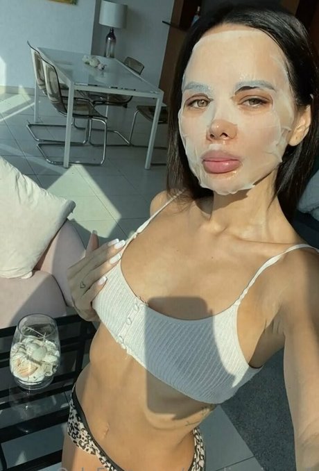 Photo nue de fuite OnlyFans de Carolinaimpu1