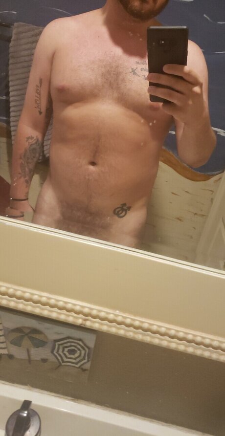 Photo nue de fuite OnlyFans de Adam