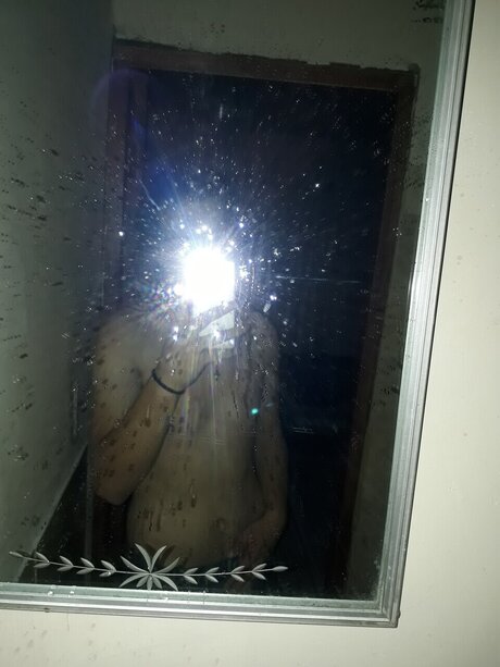 Photo nue de fuite OnlyFans de Manu