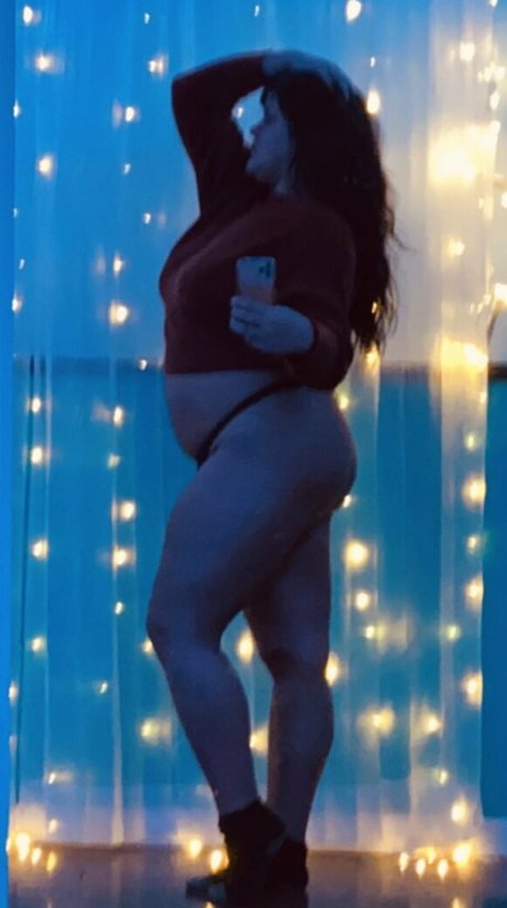 Photo nue de fuite OnlyFans de Lolalovegoodxo
