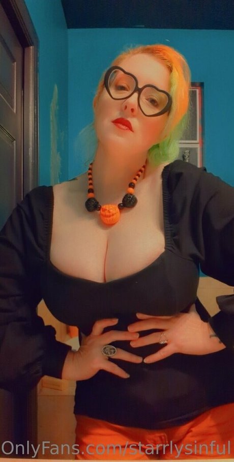 Photo nue de fuite OnlyFans de Starrlysinful