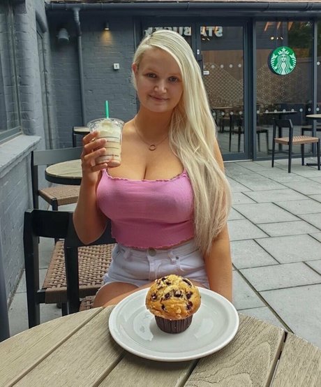 Zandra May