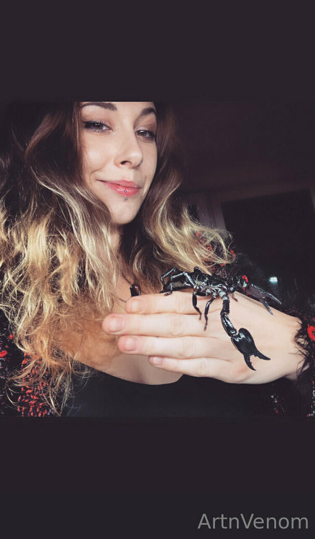 Photo nue de fuite OnlyFans de Artnvenom