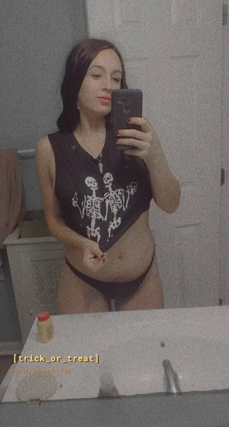 Naughty_wife_life