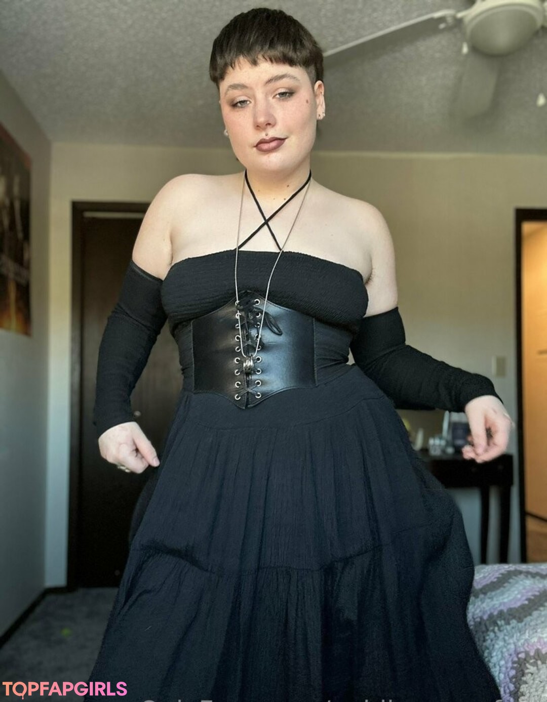 Photo nue de fuite OnlyFans de Goblinqueenfree #102 Photo nue de fuite OnlyFans de Goblinqueenfree #102