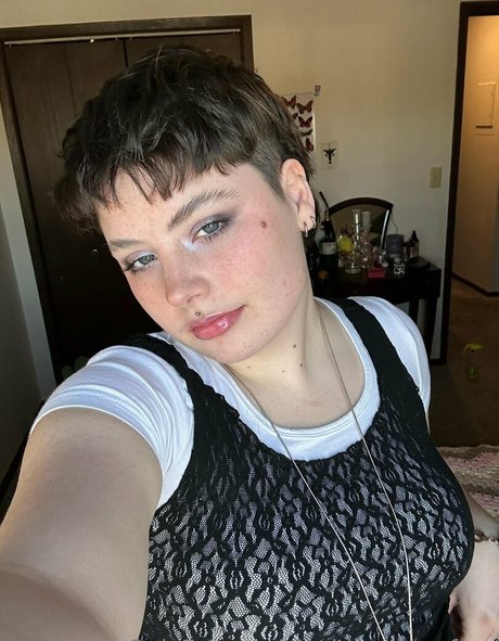 Photo nue de fuite OnlyFans de Goblinqueenfree