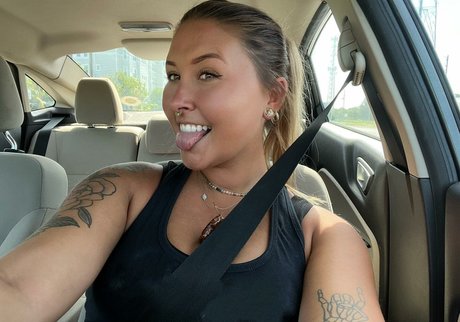 Scarlett Jade