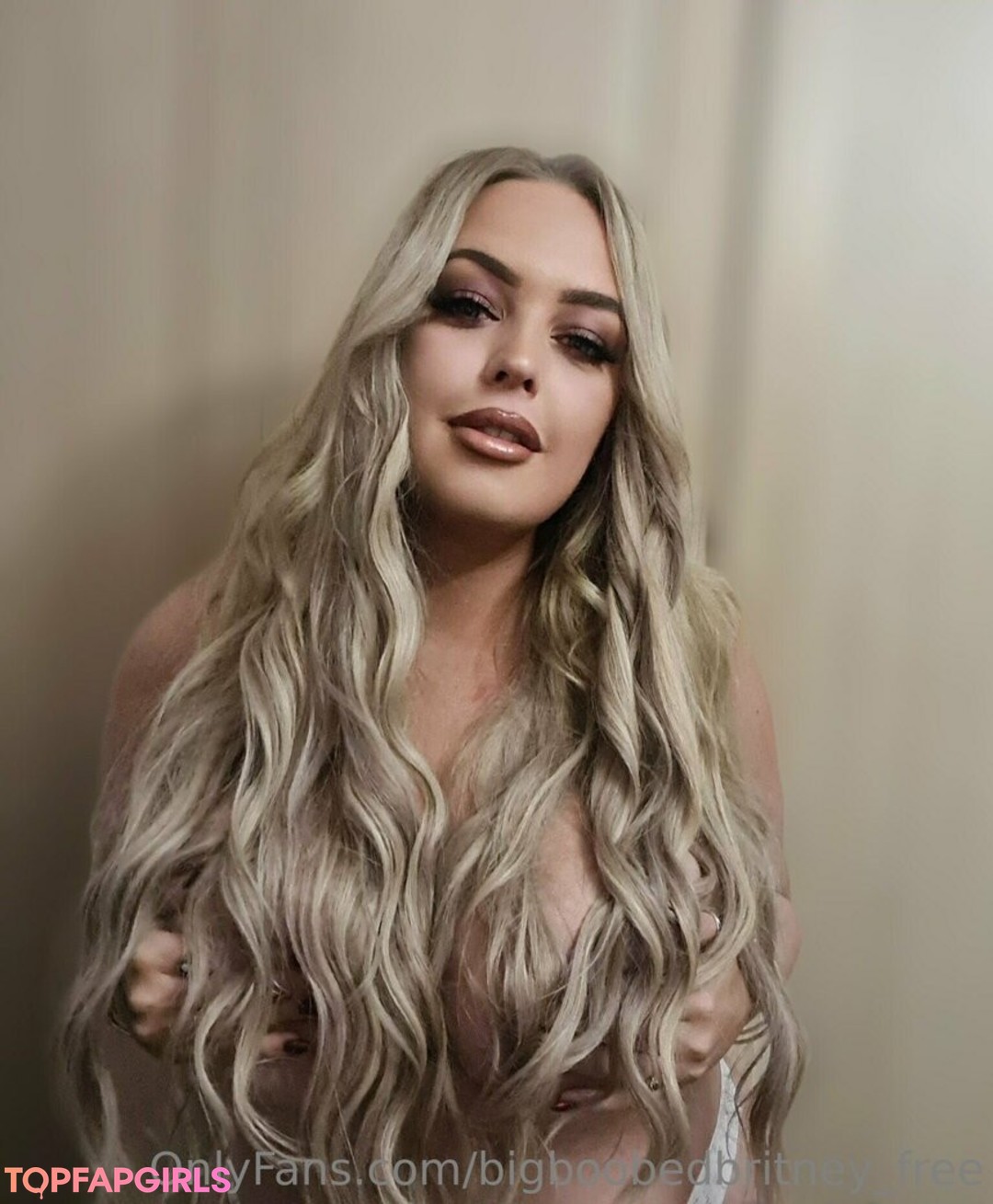 Photo nue de fuite OnlyFans de Bigboobedbritneyvip #26 Photo nue de fuite OnlyFans de Bigboobedbritneyvip #26