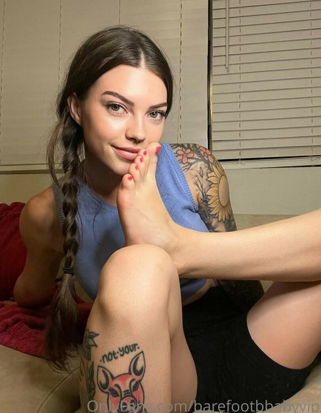 Photo nue de fuite OnlyFans de Barefootbbabyvip
